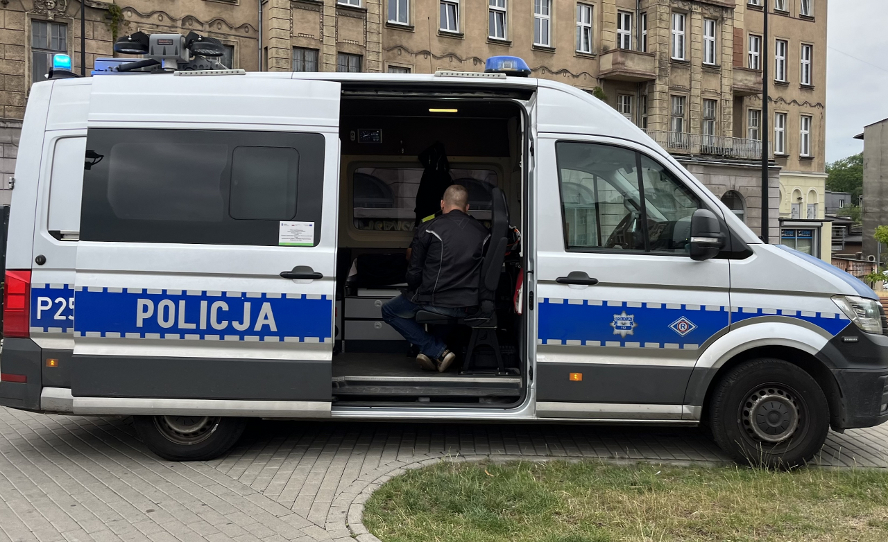 PotrÄcenie na pasach w Poznaniu